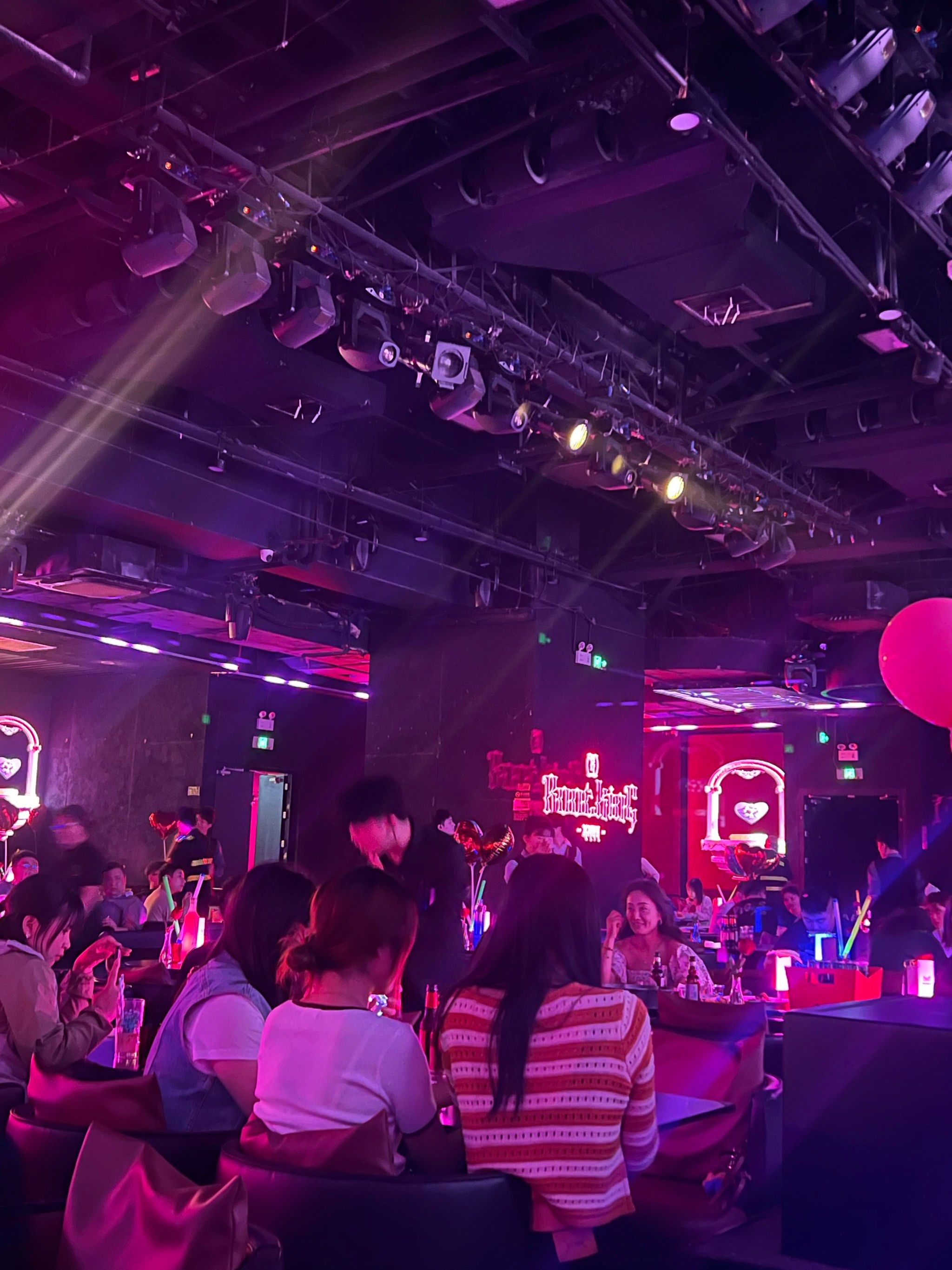 嘉兴商务KTV：玩法全攻略-平湖市ktv预订